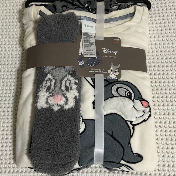 Disney pajama set women M medium 3 pieces top bottom and sucks puffy soft fleece - Picture 6 of 16